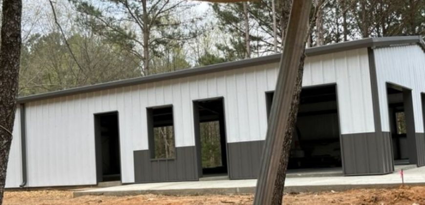 36x60x10 – Solar White Walls + Charcoal Gray Trim – Cedar Bluff, AL